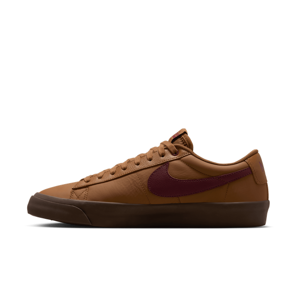 Nike SB Blazer Low PRO GT Light British Tan - Dark Team Red-Black Sheep Skate Shop