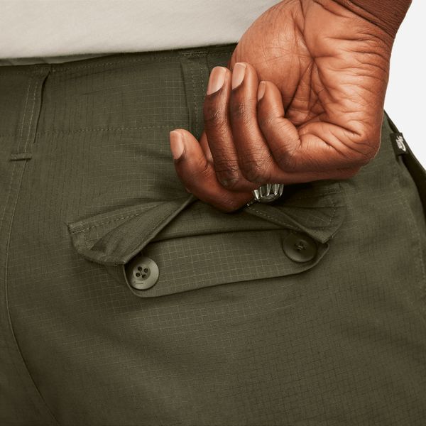 Nike SB Kearny Skate Cargo Shorts Medium Olive-Black Sheep Skate Shop