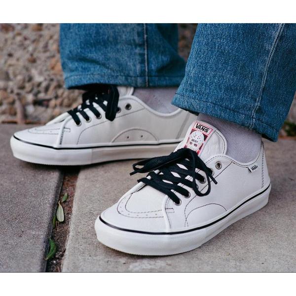 Vans Skate AVE Classic VCU Hockey White-Black Sheep Skate Shop