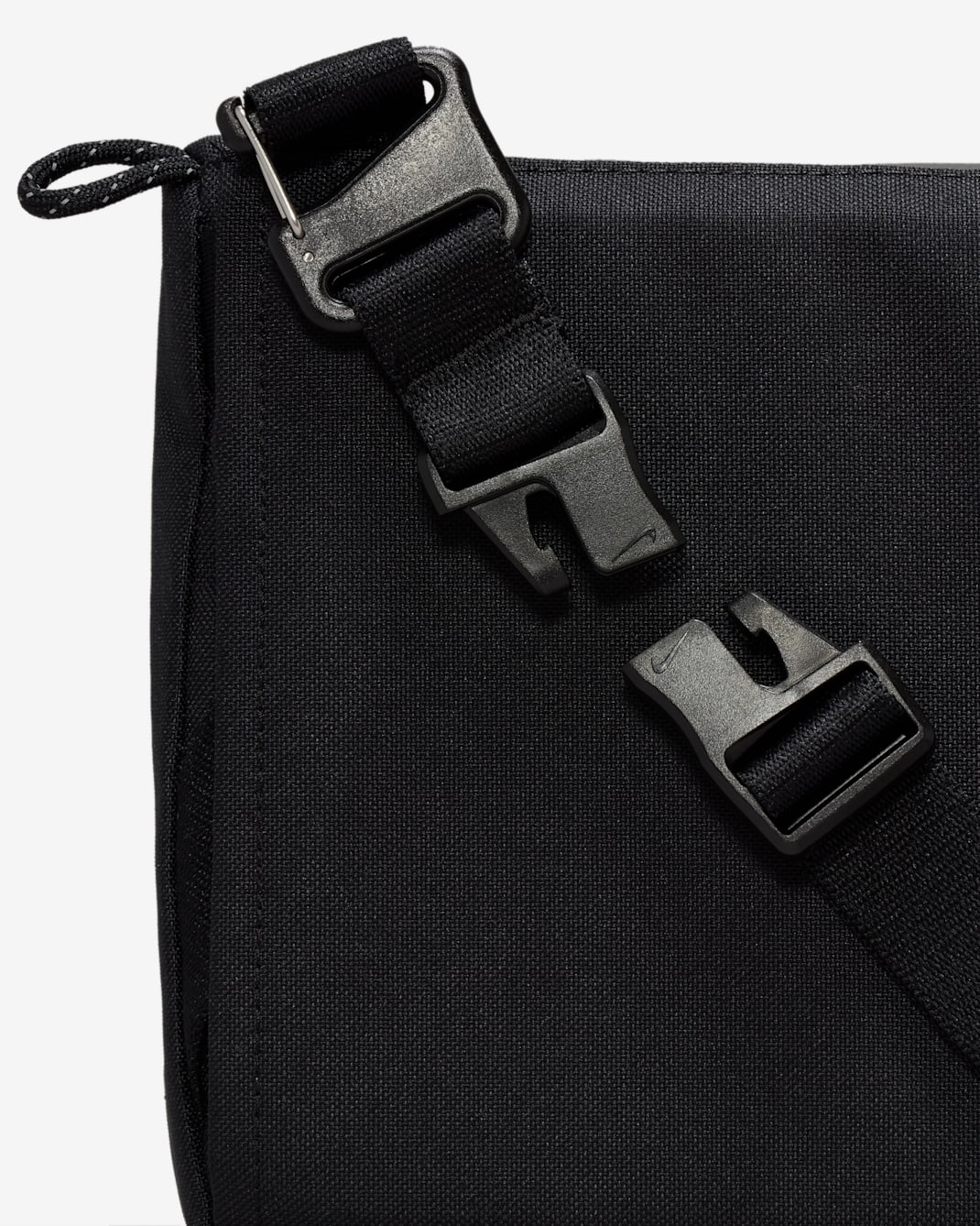 Nike ACG "Daymax" Crossbody Shoulder Bag 3L Black