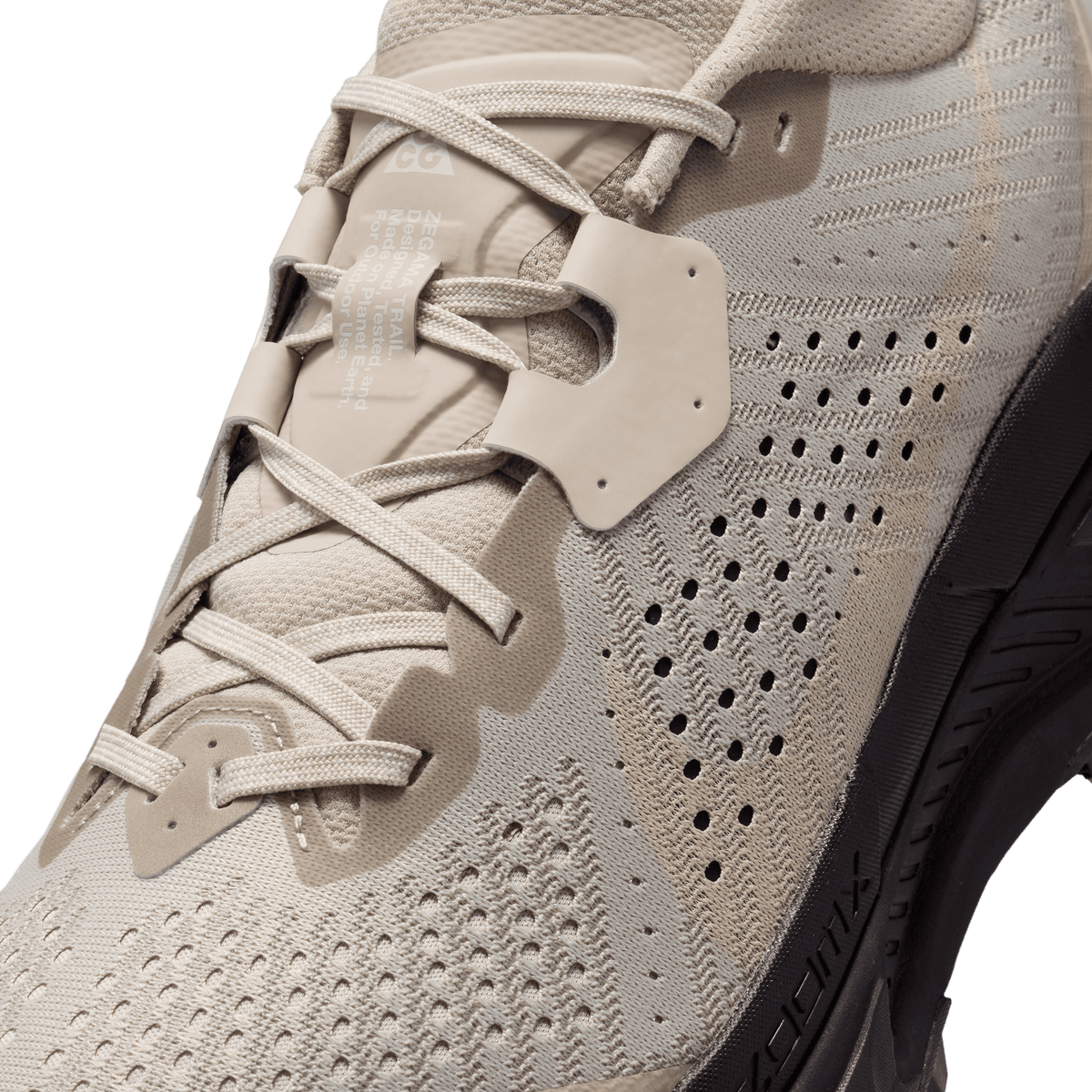 Nike ACG Zegama Trail Shoe Cream II - Light Orewood Brown - Black