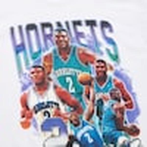 Mitchell & Ness Charlotte Hornets Larry Johnson Bling 2.0 HWC T-Shirt White-Black Sheep Skate Shop