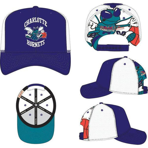 Mitchell & Ness Black New York Knicks Core Side Snapback Hat