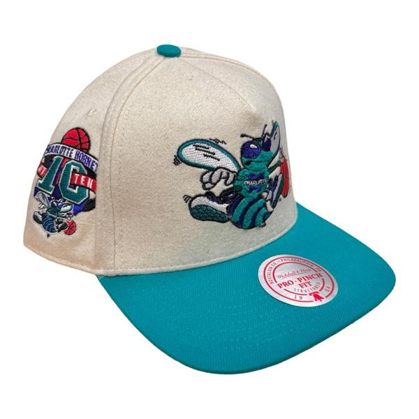 Mitchell & Ness Charlotte Hornets Team HWC Pro Wool Snapback Hat Cream - Teal-Black Sheep Skate Shop