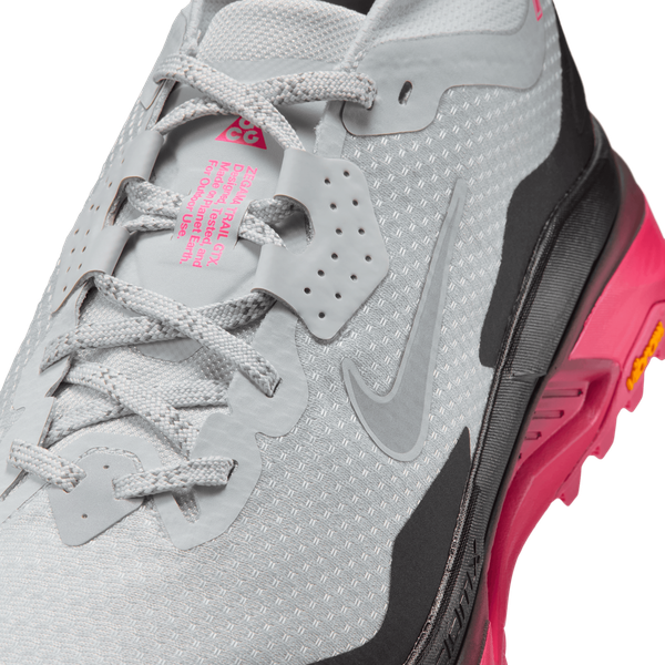 Nike ACG Zegama Trail Gore-Tex Shoe Platinum - Grey - Hyper Pink