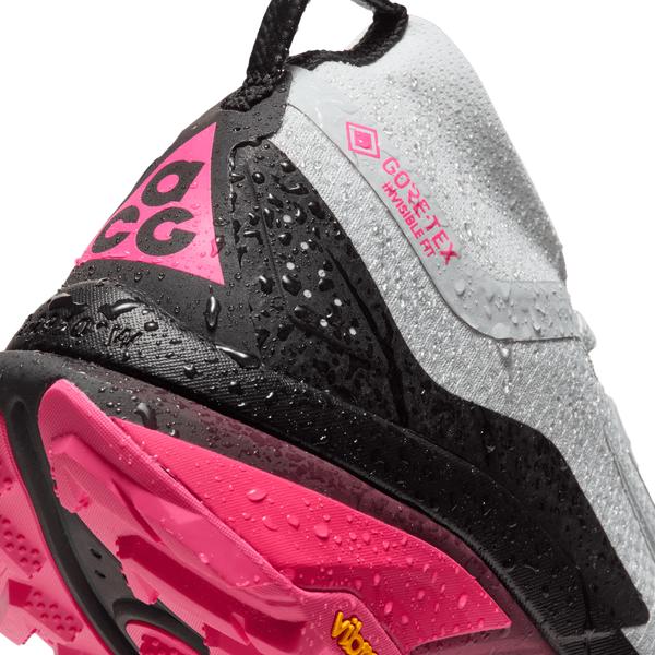 Nike ACG Zegama Trail Gore-Tex Shoe Pure Platinum - Wolf Grey - Black - Hyper Pink-Black Sheep Skate Shop