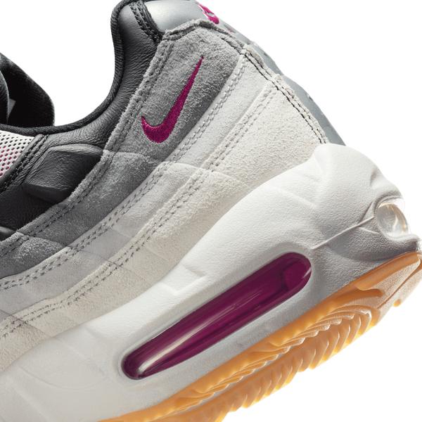 Nike SB Air Max 95 Summit White - Cactus Flower - Photon Dust-Black Sheep Skate Shop