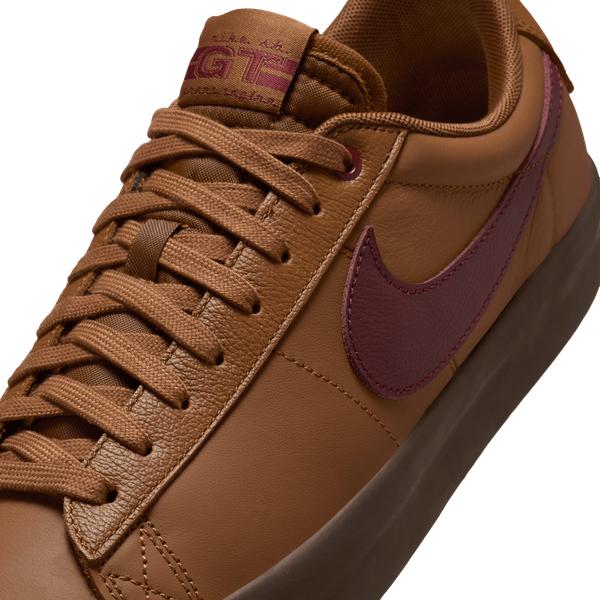 Nike SB Blazer Low PRO GT Light British Tan - Dark Team Red-Black Sheep Skate Shop
