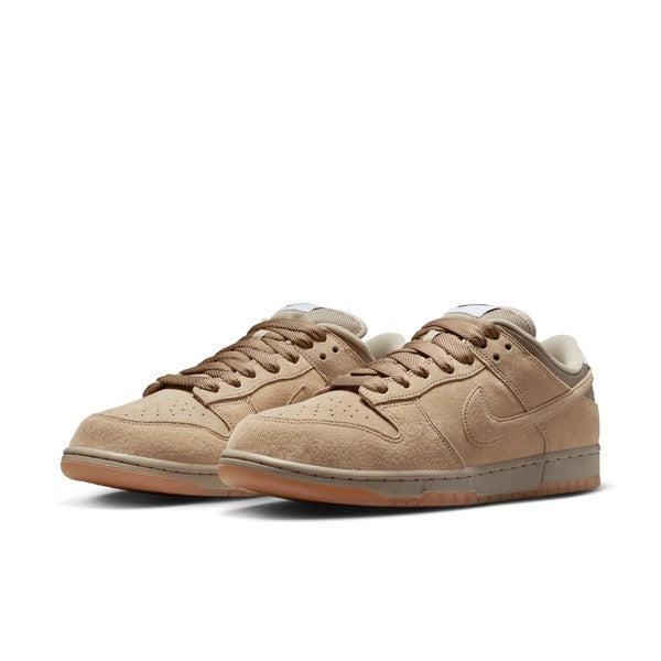 Nike SB Dunk Low Pro B Parachute - Beige-Black Sheep Skate Shop