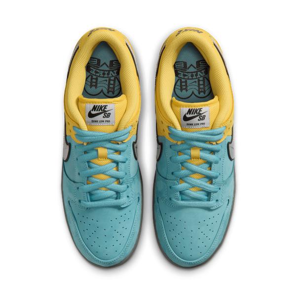 Nike SB Dunk Low Pro 