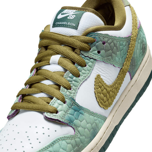 Nike SB Dunk Low Pro QS "Chameleon" Oil Green-Desert Moss - White-Black Sheep Skate Shop