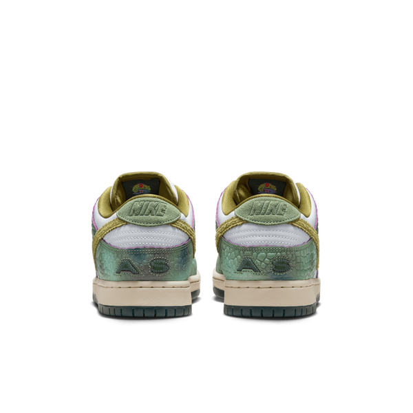 Nike SB Dunk Low Pro QS "Chameleon" Oil Green-Desert Moss - White-Black Sheep Skate Shop