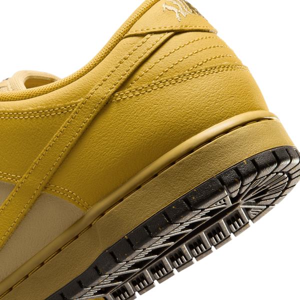 Nike SB "Hatch Chile" Dunk Low Pro WC Saffron Quartz - Pear-Black Sheep Skate Shop