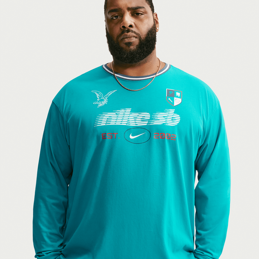 Nike SB Long Sleeve Skate T-Shirt Green Energy-Black Sheep Skate Shop