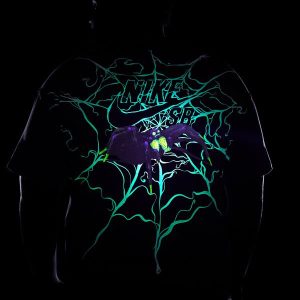 Nike SB OC Spider Glow In The Dark Graphic Skate Tee Plum Dust-Black Sheep Skate Shop