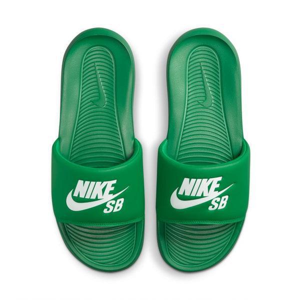 Nike slides green and hot sale black