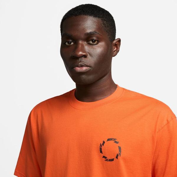 Nike off store white orange tee