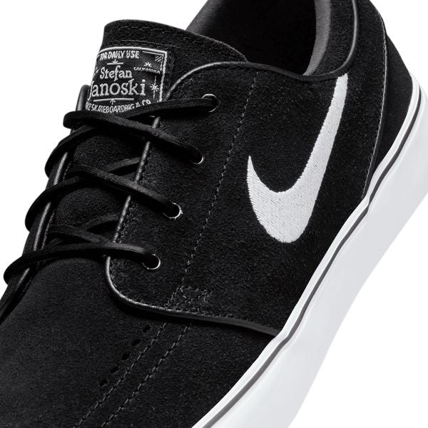 Sb zoom stefan janoski og black 2025  and  white skate shoes