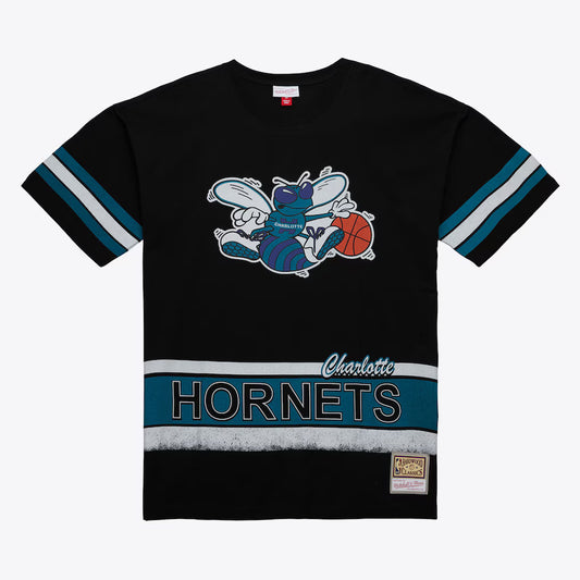 Mitchell & Ness Charlotte Hornets Hardwood Classics Oversized Fashion Premium T-Shirt Black